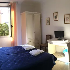 3* Hotel Amendola House
